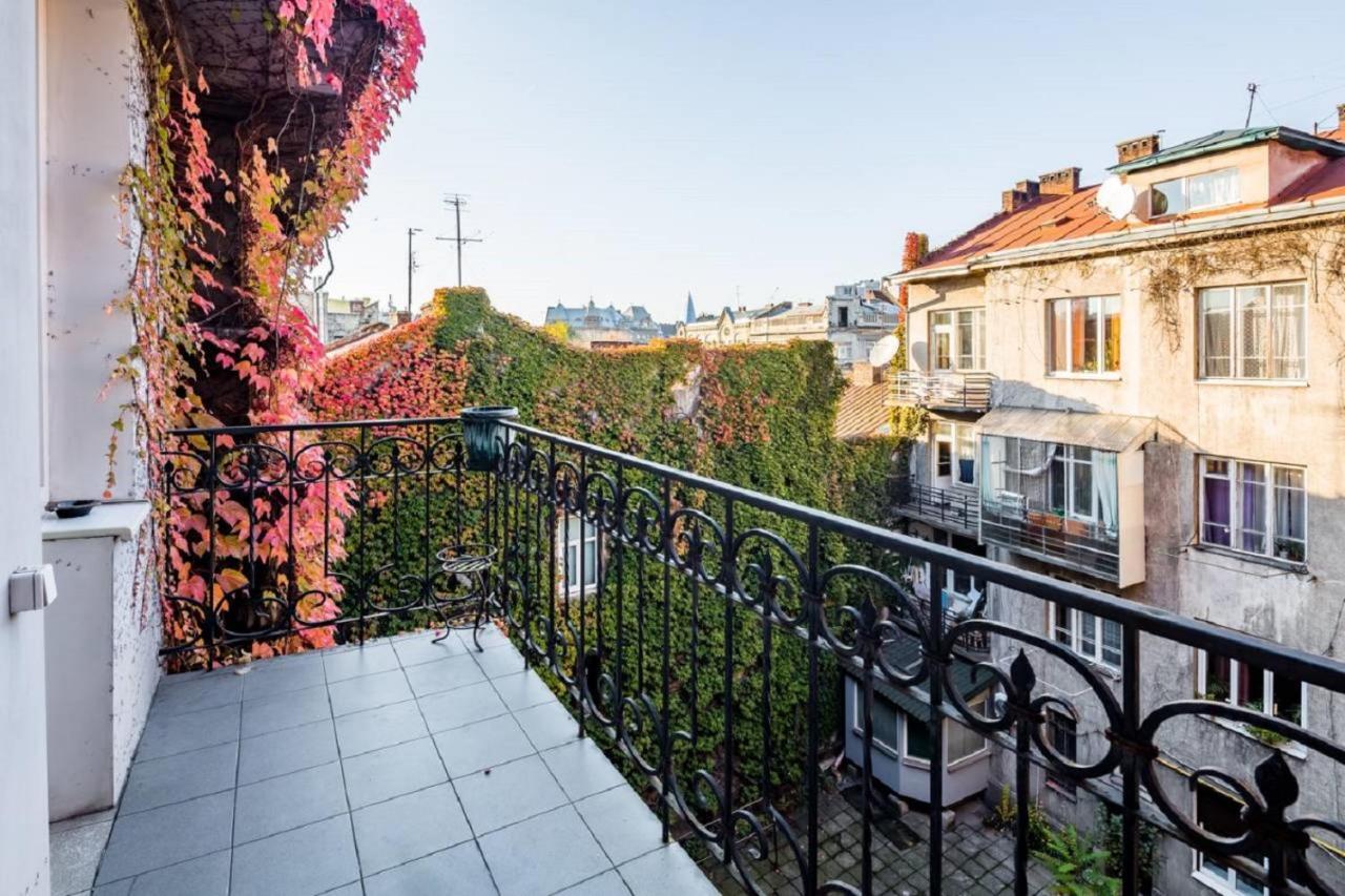 Alfa Apartments Ivana Franka Лвив Екстериор снимка