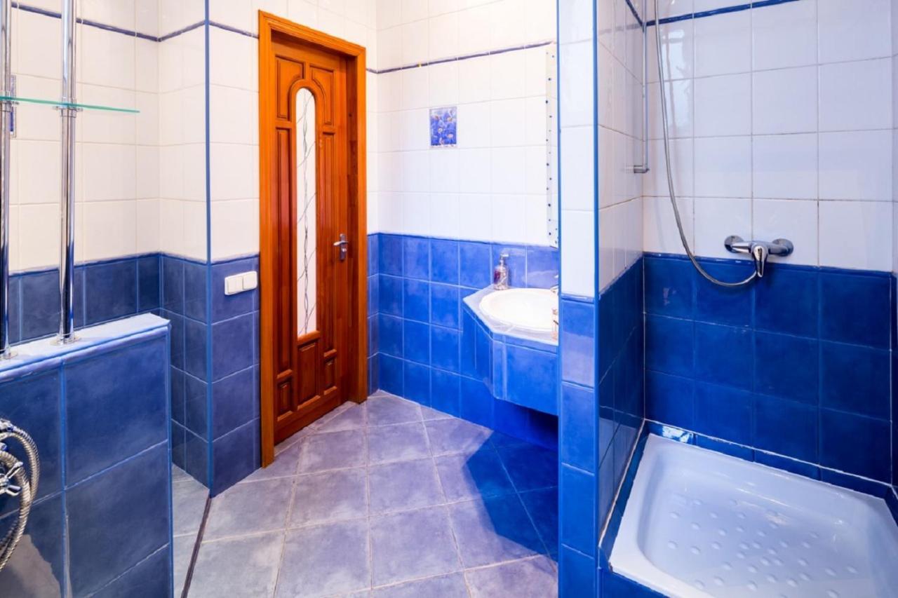Alfa Apartments Ivana Franka Лвив Екстериор снимка