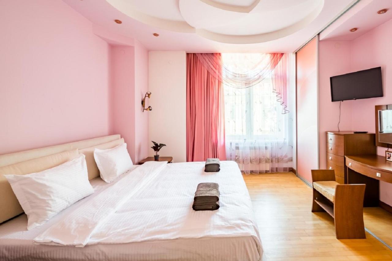 Alfa Apartments Ivana Franka Лвив Екстериор снимка