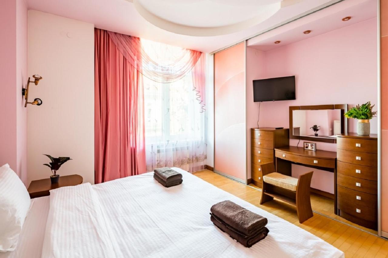 Alfa Apartments Ivana Franka Лвив Екстериор снимка