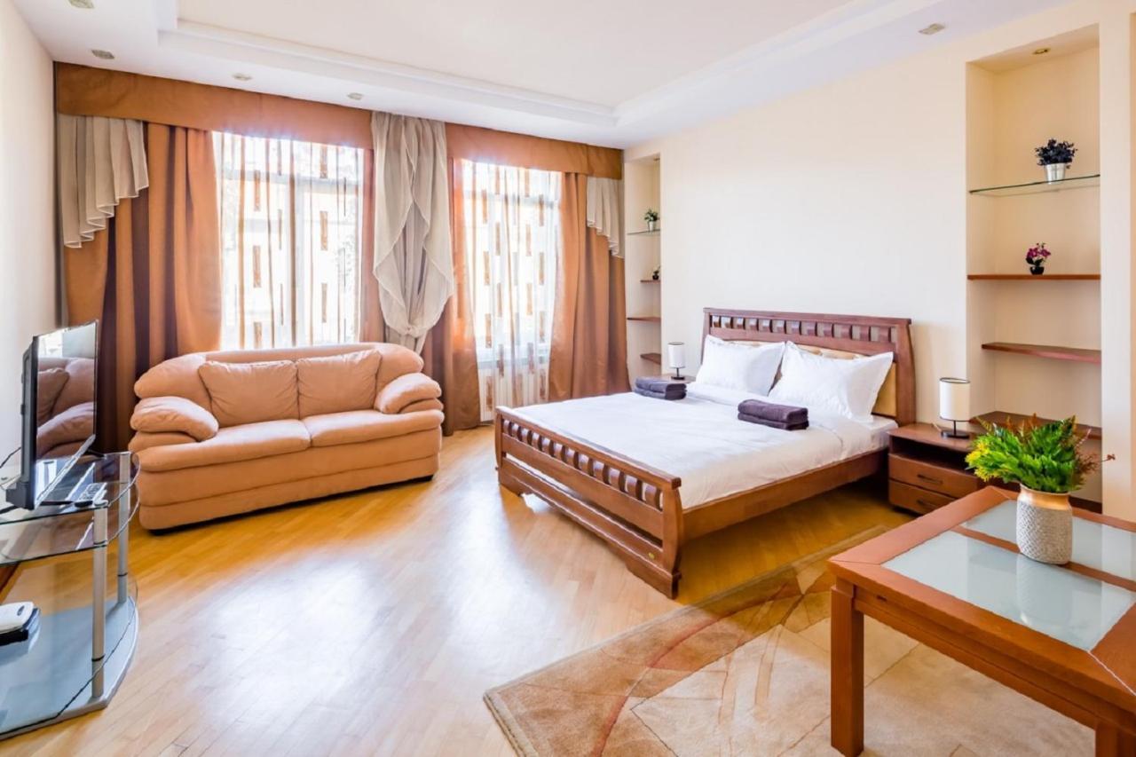 Alfa Apartments Ivana Franka Лвив Екстериор снимка
